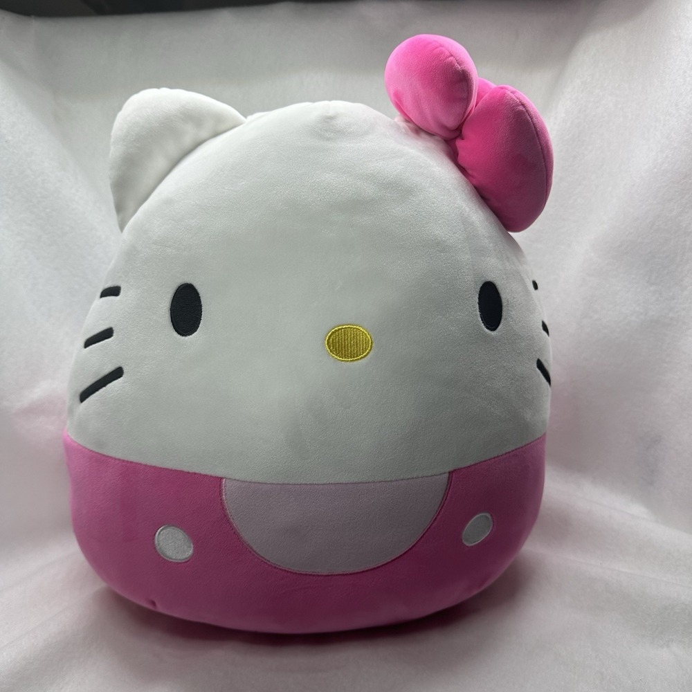 Sanrio Hello‎ Kitty Pink Bow 14 Inch Squishmallow